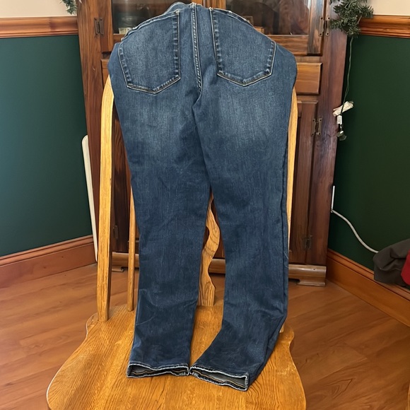 Jeans - Picture 2 of 3